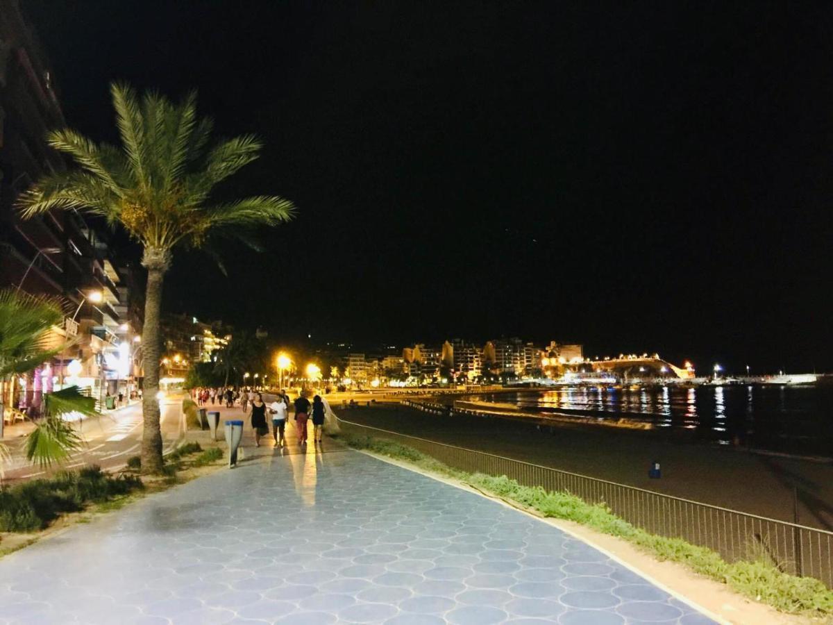 Magic Studio With Swimming Pool Benidorm Zewnętrze zdjęcie